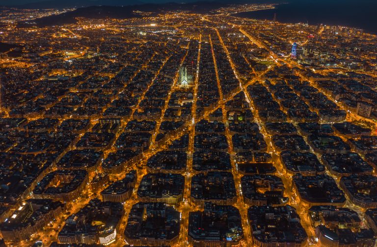 Read more about the article The economic future and resilience of the Eixample. What an economic model for the Eixample and the metropolis: from tourism to innovation